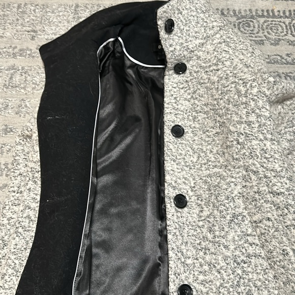 🏷️ SALE 🏷️ DKNY Wool Coat - Picture 11 of 11
